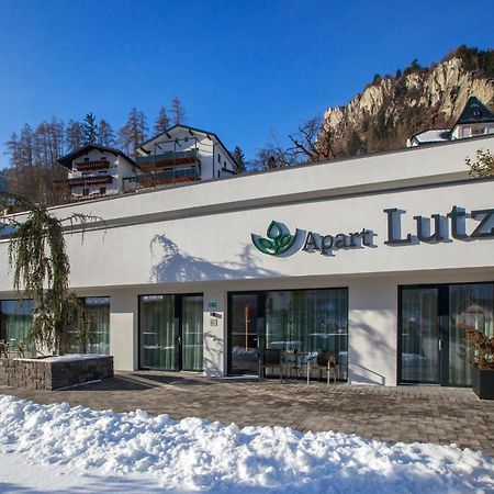 Apart Lutz بروتز المظهر الخارجي الصورة